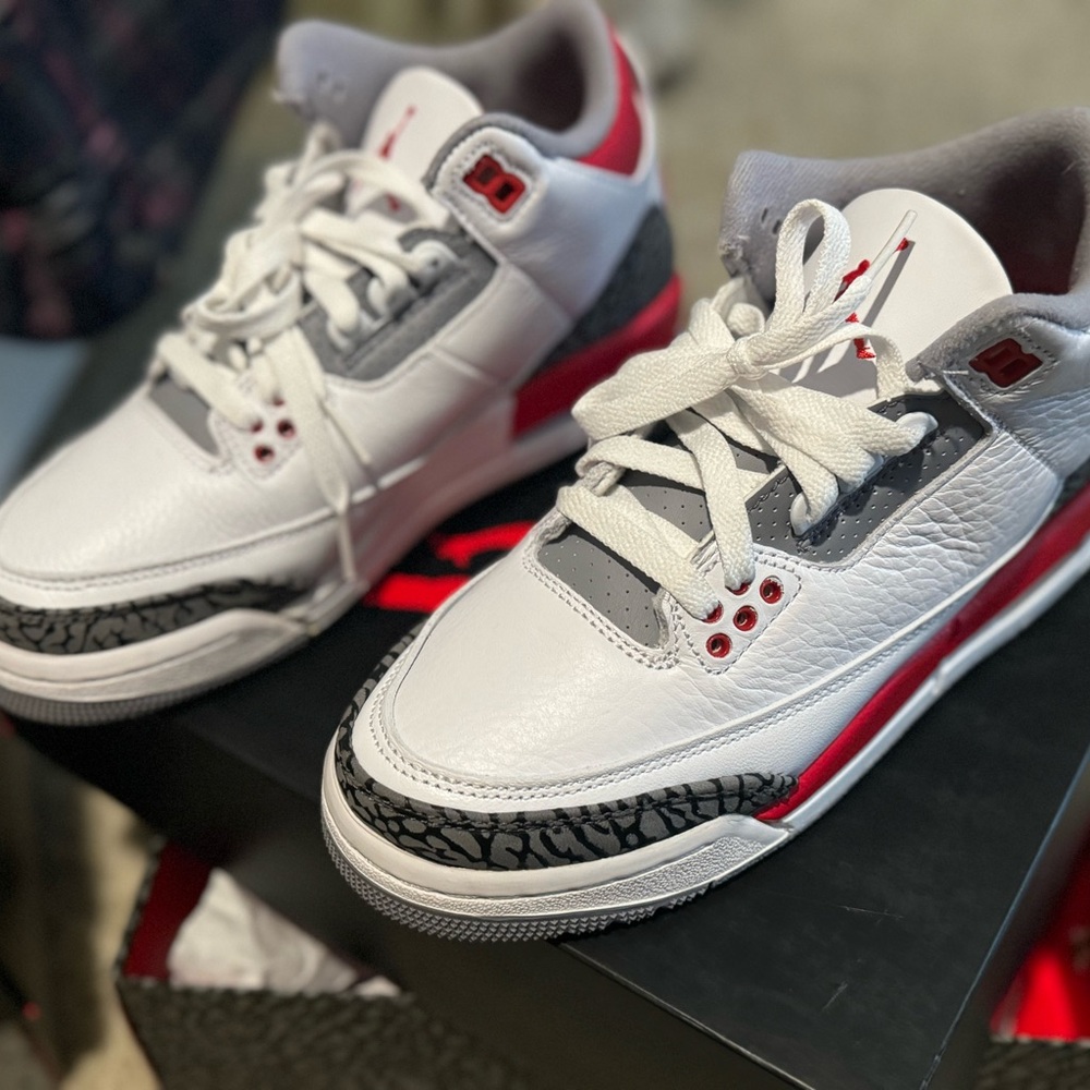 Nike Air Jordan 3 Retro White Red Sneakers